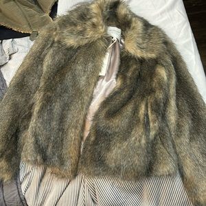 Nwt maguire faux fur jacket pink lining  size small